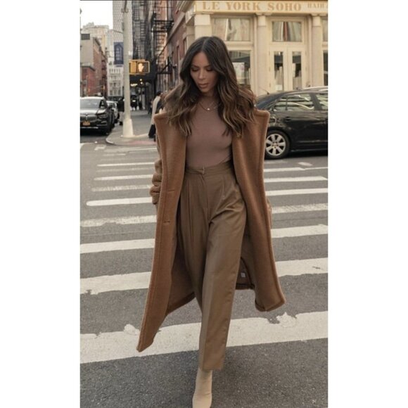 NIB SKIMS Essential Mock Neck Long Sleeve Bodysuit - Tigers eye - Picture 8 of 8